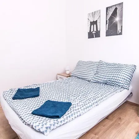 Appartamento Spacious 3-bedroom Next To Parliament